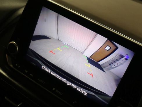 Used 2021 Nissan Rogue S FWD image 27
