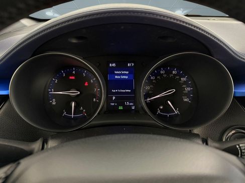 Used 2020 Toyota C-HR XLE FWD image 18