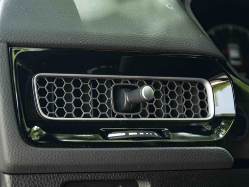 Used 2024 Honda Civic Sport image 39