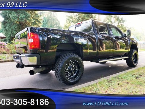 Used 2013 Chevrolet Silverado 3500 LTZ AWD/4WD image 9