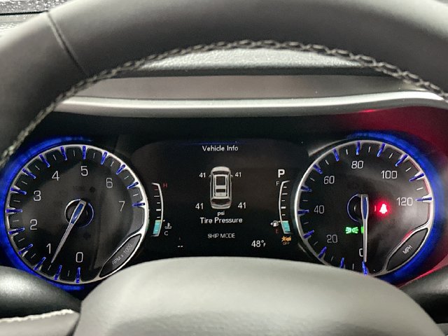 New 2026 Chrysler Pacifica Select AWD/4WD image 12