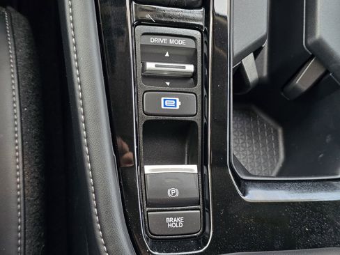 Certified 2023 Honda Accord Touring image 21