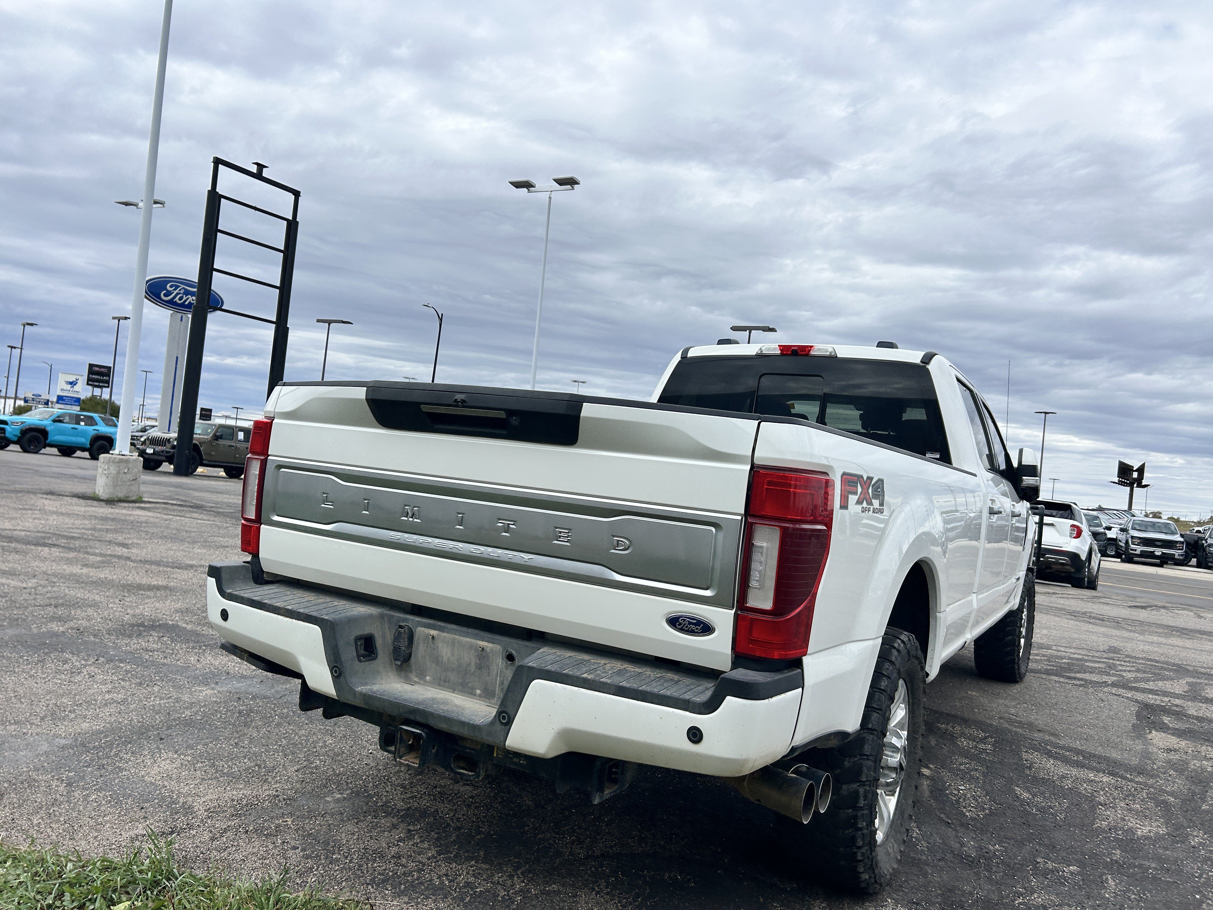 Used 2021 Ford F350 Limited AWD/4WD image 5