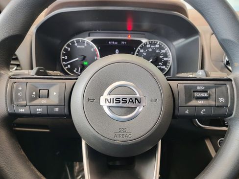 Used 2021 Nissan Rogue S image 18