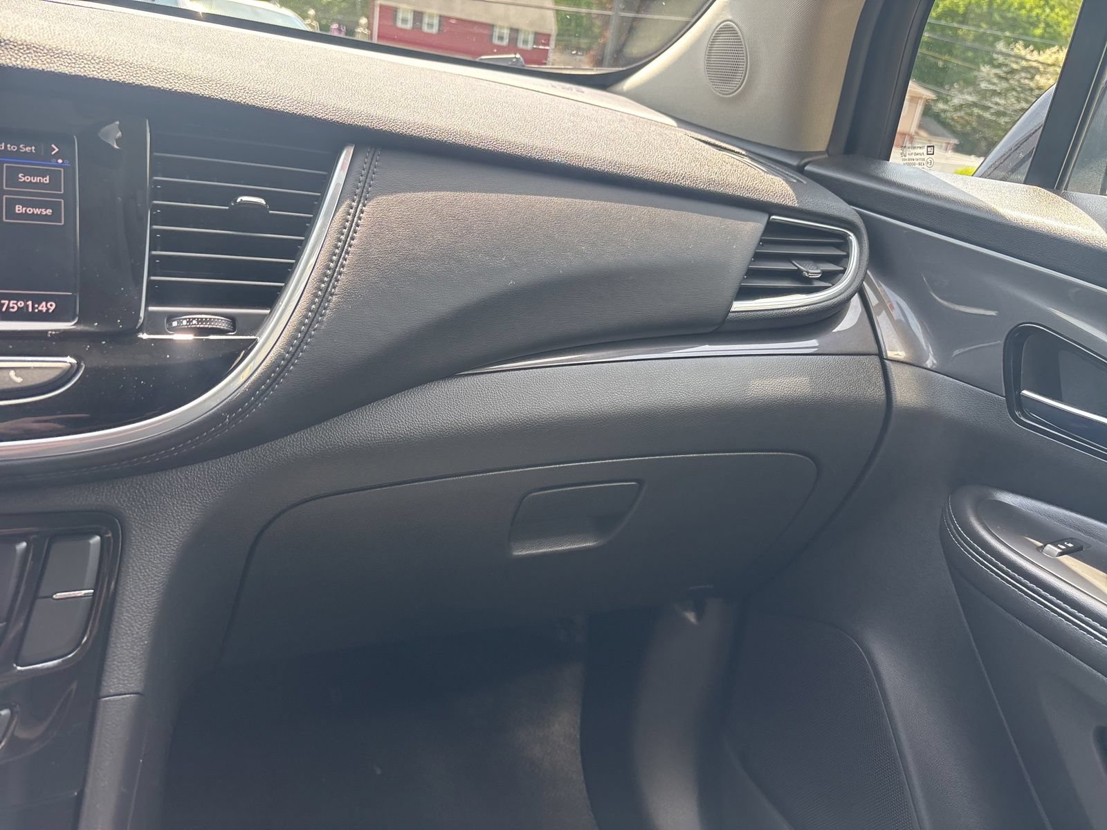 Used 2022 Buick Encore Preferred w/ Safety Package AWD/4WD image 29
