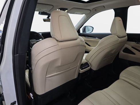 Certified 2023 INFINITI QX60 Pure AWD/4WD image 10