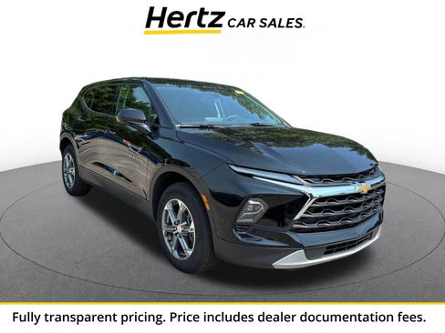 Used 2026 Chevrolet Blazer LT FWD image 1