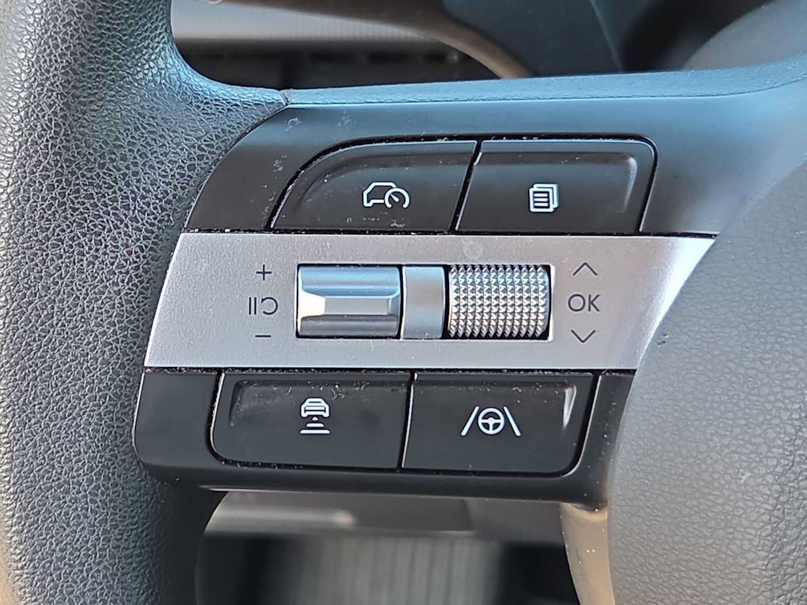 Used 2025 Hyundai Tucson SEL FWD image 23