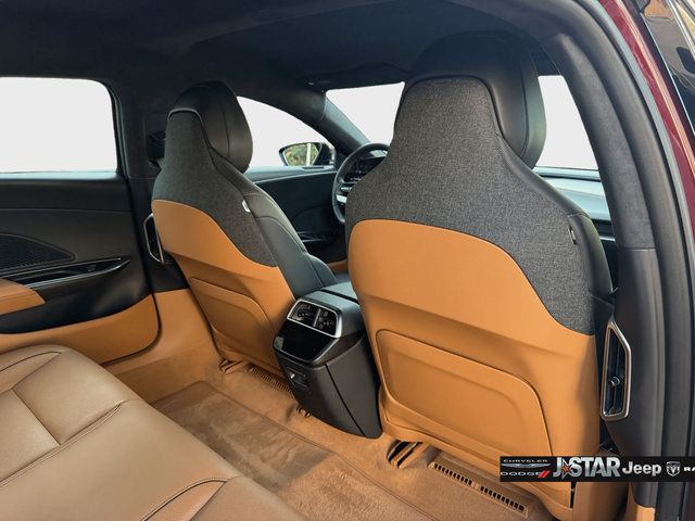 Used 2025 Lucid Air Touring AWD/4WD image 27
