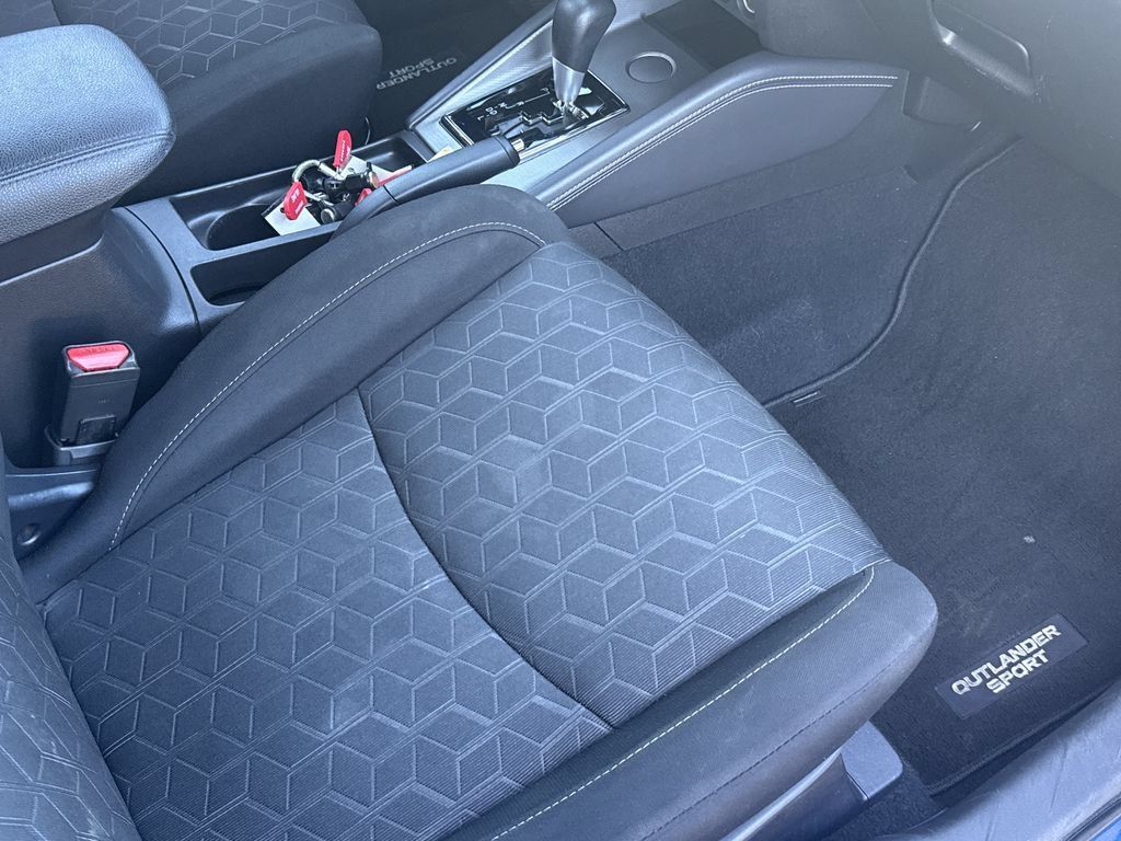 Used 2021 Mitsubishi Outlander Sport ES FWD image 30