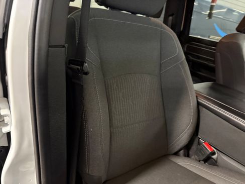 Certified 2024 RAM 2500 Big Horn w/ Night Edition AWD/4WD image 10