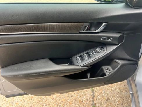 Used 2020 Honda Accord EX-L image 26