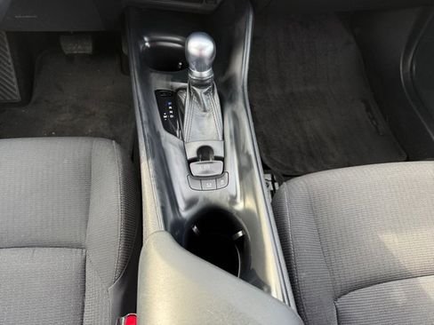 Used 2018 Toyota C-HR XLE image 24