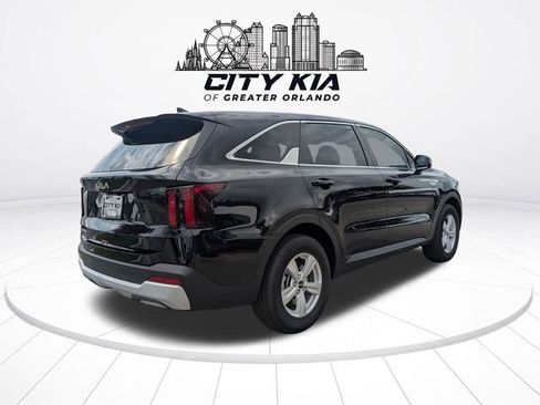 New 2026 Kia Sorento LX FWD image 7