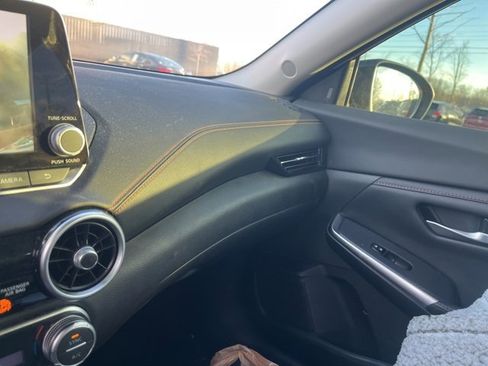 Used 2022 Nissan Sentra SR w/ Electronics Package image 16