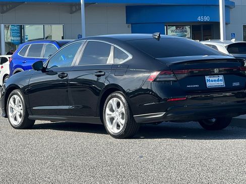 Used 2024 Honda Accord Sport image 3