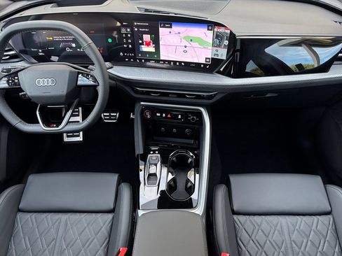 New 2025 Audi SQ5 Premium Plus image 10