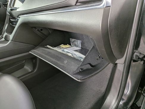 Certified 2023 Cadillac XT5 Premium Luxury w/ LPO, Floor Liner Package image 34