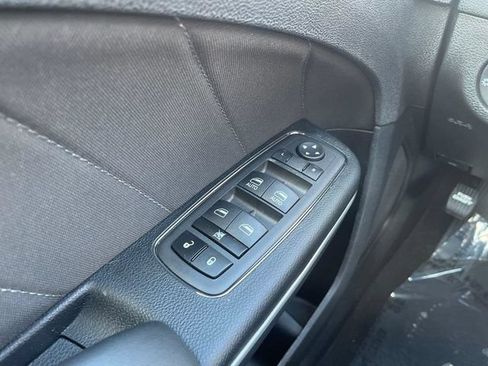 Used 2023 Dodge Charger SXT AWD/4WD image 36