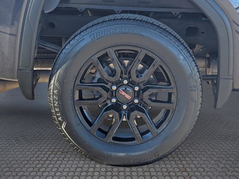 Used 2022 GMC Sierra 1500 Elevation image 10