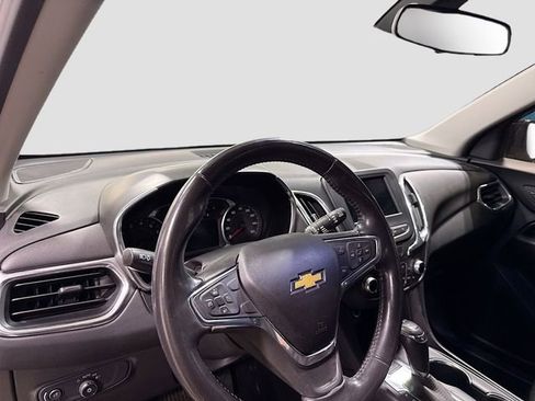 Used 2019 Chevrolet Equinox LT image 11