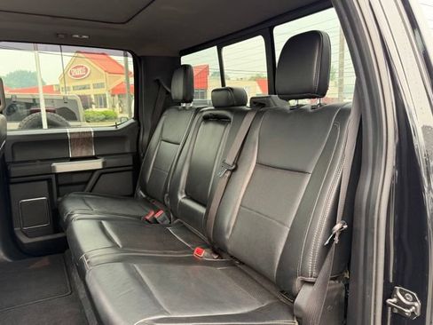Used 2019 Ford F250 Lariat w/ Lariat Ultimate Package AWD/4WD image 26