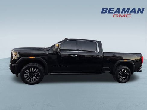 Used 2024 GMC Sierra 2500 Denali Ultimate w/ Max Trailering Package image 4