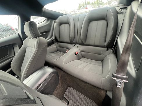 Used 2018 Ford Mustang Coupe image 26