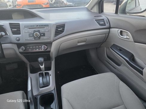 Used 2012 Honda Civic LX image 17