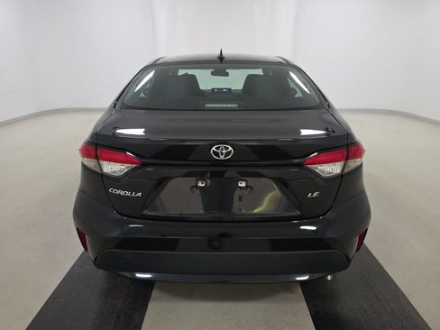 Used 2021 Toyota Corolla LE FWD image 8