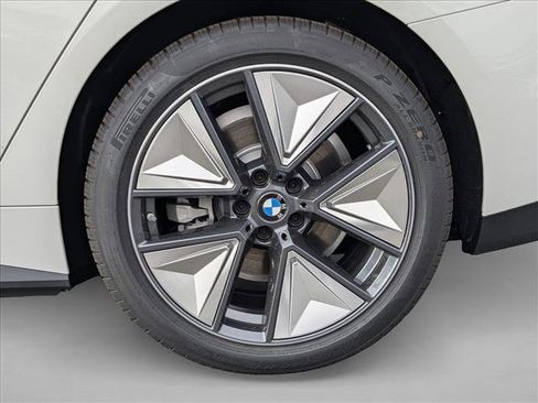 New 2025 BMW i4 xDrive40i w/ Premium Package image 10