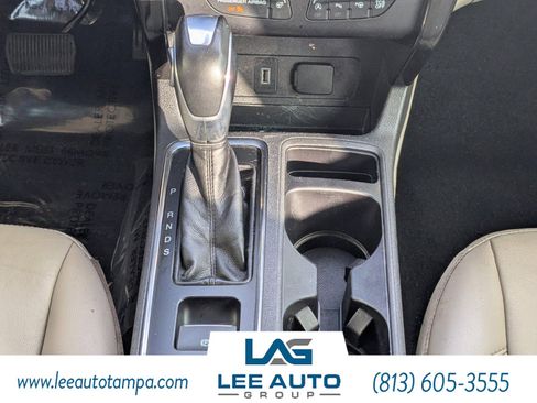 Used 2019 Ford Escape Titanium image 20