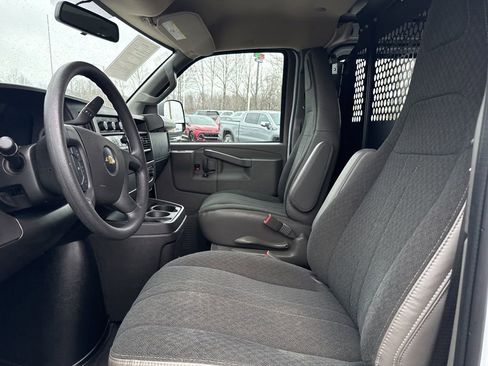 Used 2024 Chevrolet Express 2500 w/ Driver Convenience Package RWD image 9