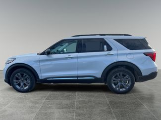 New 2025 Ford Explorer Active w/ Active Comfort Package video 2