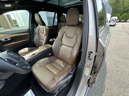 Used 2023 Volvo XC90 B6 Plus AWD/4WD image 15