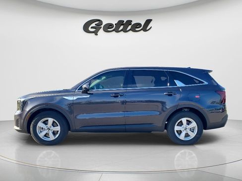 New 2026 Kia Sorento LX FWD image 16