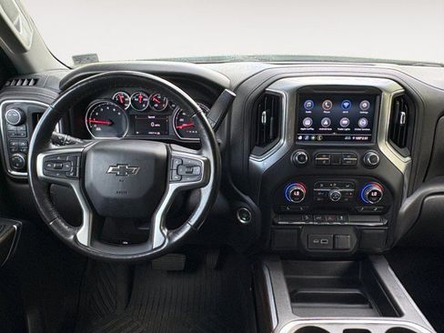Used 2021 Chevrolet Silverado 1500 LT Trail Boss w/ Bed Protection Package AWD/4WD image 4