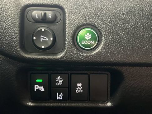 Used 2025 Honda Passport EX-L image 30