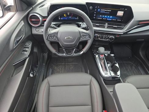 New 2026 Chevrolet Trax RS w/ Sunroof Package FWD image 3