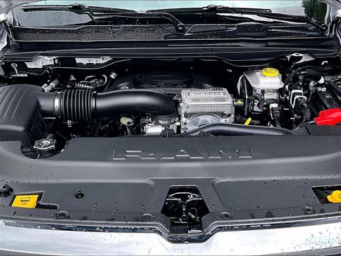 New 2026 RAM 1500 Big Horn AWD/4WD image 11