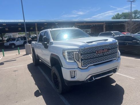 Used 2021 GMC Sierra 2500 Denali w/ Denali Ultimate Package AWD/4WD image 1