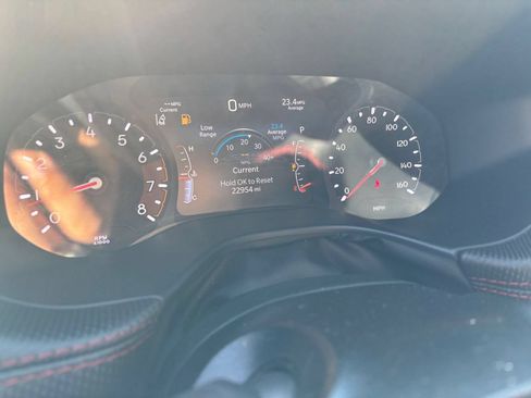 Used 2025 Jeep Compass Trailhawk AWD/4WD image 30