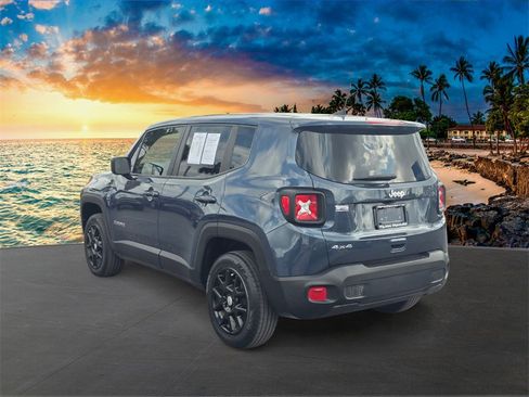 Used 2023 Jeep Renegade Latitude image 7