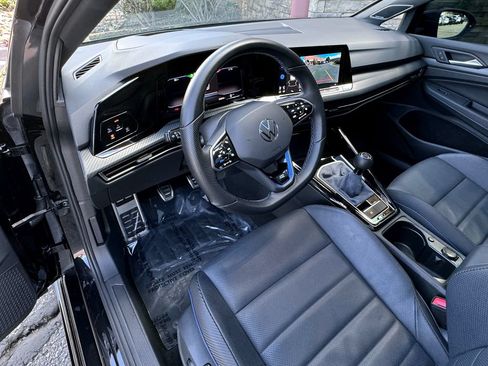 Used 2023 Volkswagen Golf R AWD/4WD image 22
