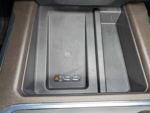 Certified 2022 GMC Sierra 1500 Denali w/ Denali Premium Package image 34