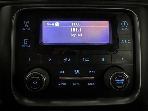 Used 2015 RAM 4500 Tradesman w/ Chrome Appearance Group AWD/4WD image 5