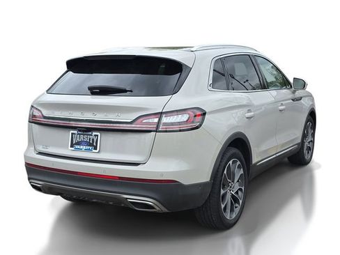 Used 2022 Lincoln Nautilus Reserve w/ Equipment Group 201A AWD/4WD image 4