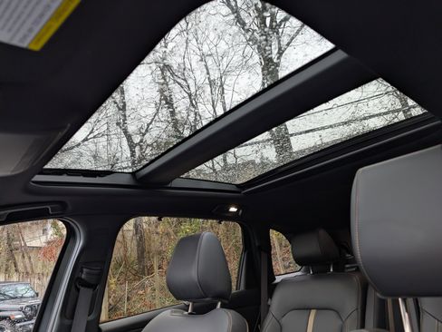 Used 2025 MAZDA CX-90 Plug-In Hybrid w/ Premium Plus image 15