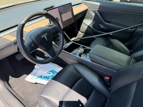 Used 2020 Tesla Model 3 Long Range AWD/4WD image 2
