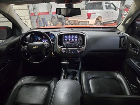 Used 2019 Chevrolet Colorado Z71 AWD/4WD image 28